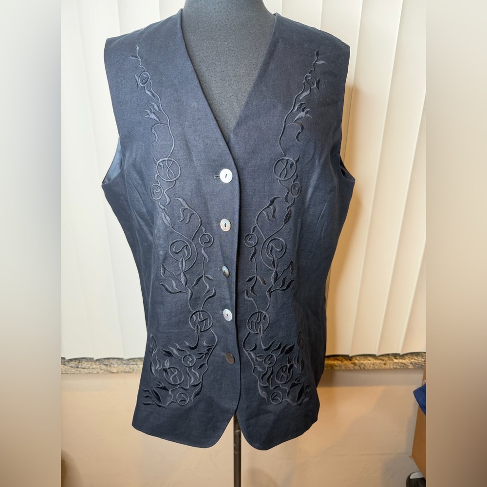 Vintage Lord & Taylor Black Embroidered Vest With Back Closure SZ XL